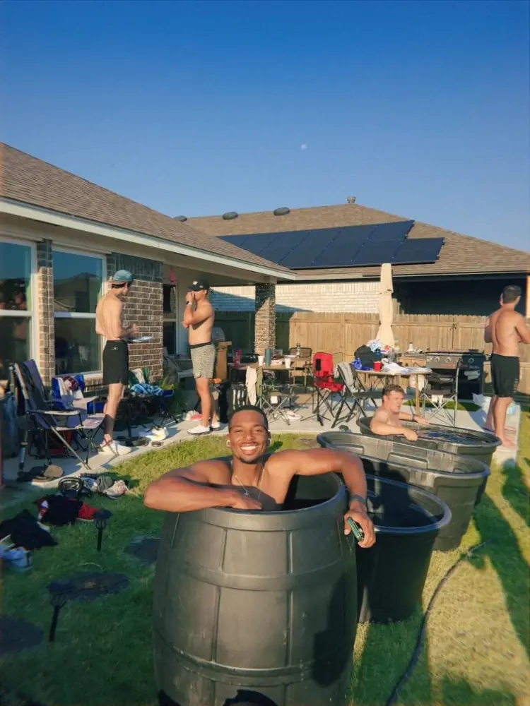 Cold plungers at a hangout